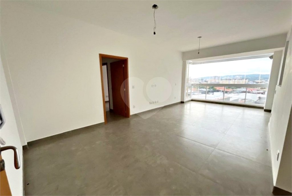 Apartamento à venda com 2 quartos, sendo 1 suíte, em Jardim Maristela, Atibaia, SP