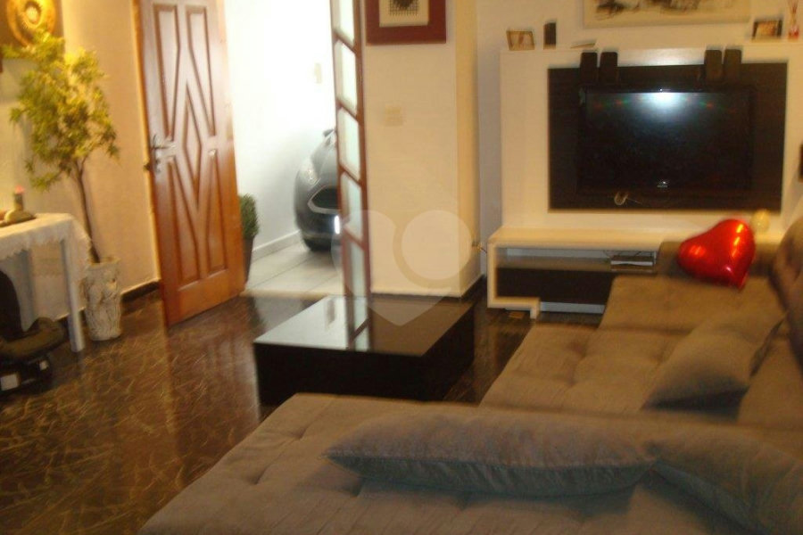 Sobrado à venda com 3 quartos, sendo 1 suíte,  em Santana, São Paulo, SP