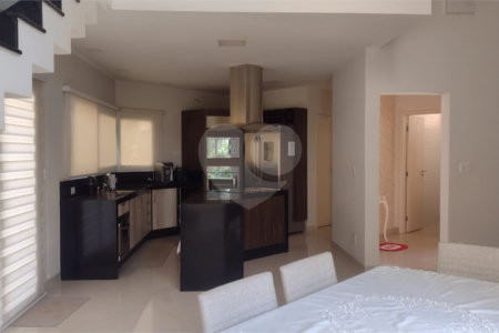 Casa à venda com 3 quartos, sendo 1 suíte, no condomínio Residencial Bouganville, Araraquara - SP