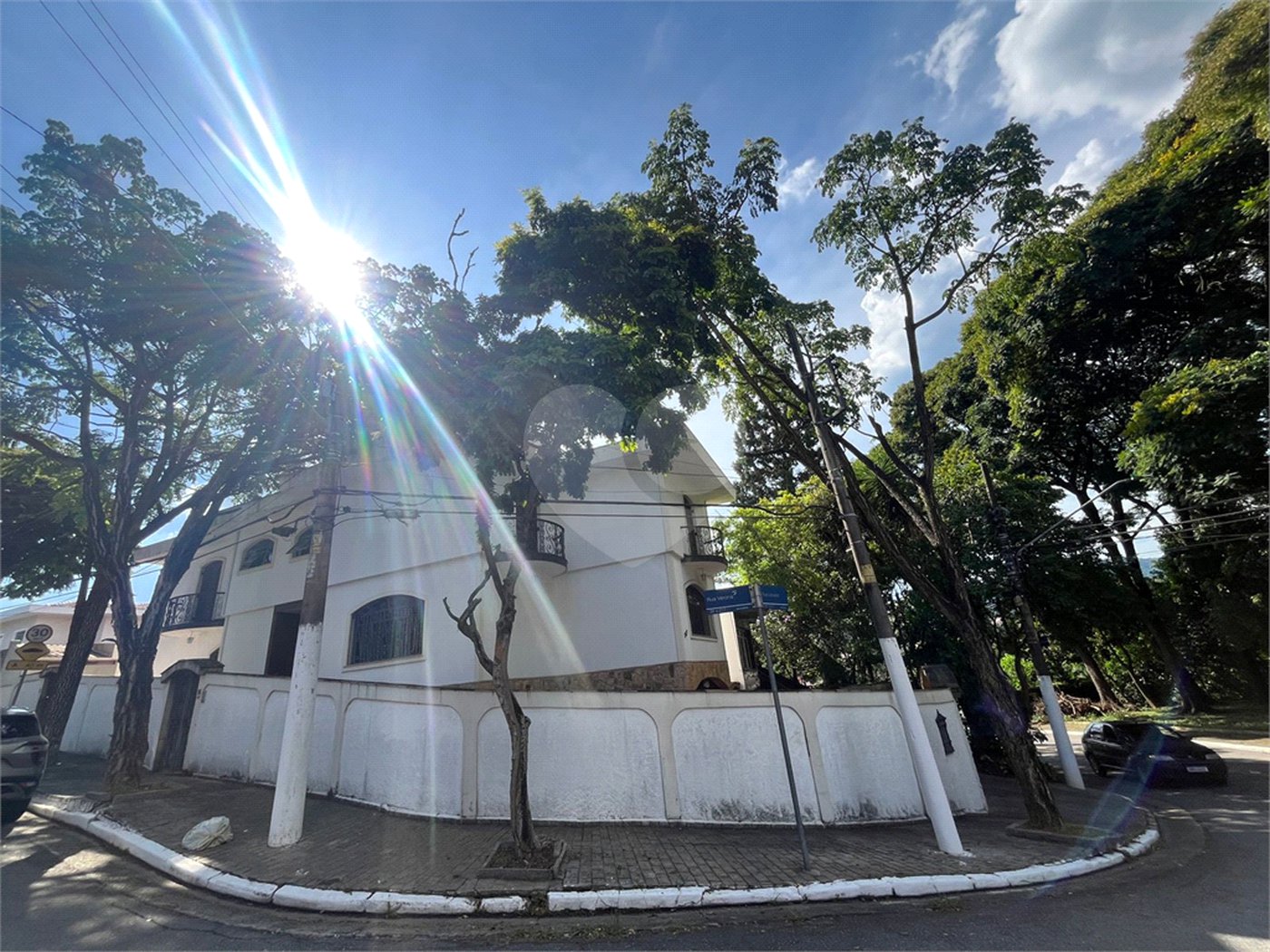 Sobrado à venda com 4 quartos, sendo 3 suítes, em Palmas do Tremembé, São Paulo, SP