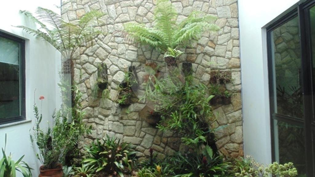 Sobrado à venda com 4 quartos, sendo 3 suítes,  em Jardim Franca, São Paulo, SP