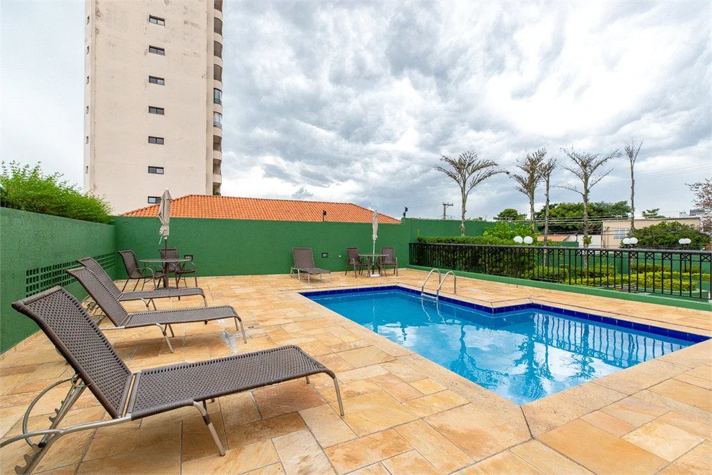 Apartamento à venda com 4 quartos, sendo 1 suíte, em Jardim Monte Kemel, São Paulo, SP