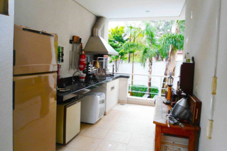 Casa à venda com 4 suítes no condomínio Vila Alba, São Paulo - SP