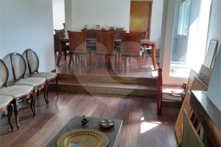Casa para alugar com 3 quartos, sendo 1 suíte,  em Vila Sônia, São Paulo, SP