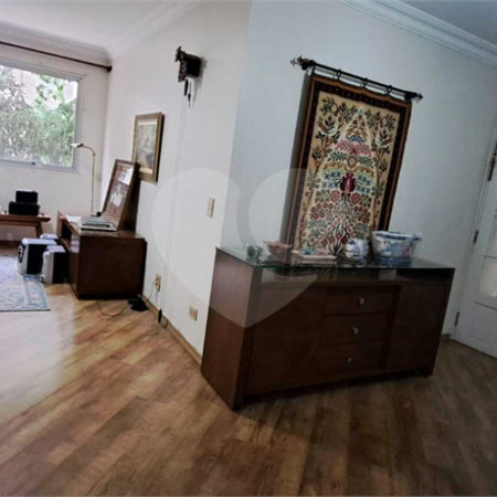Apartamento à venda com 3 quartos, sendo 1 suíte, em MOEMA, São Paulo, SP