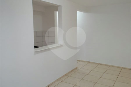 Apartamento à venda com 2 quartos em Santa Cruz, Rio de Janeiro, RJ