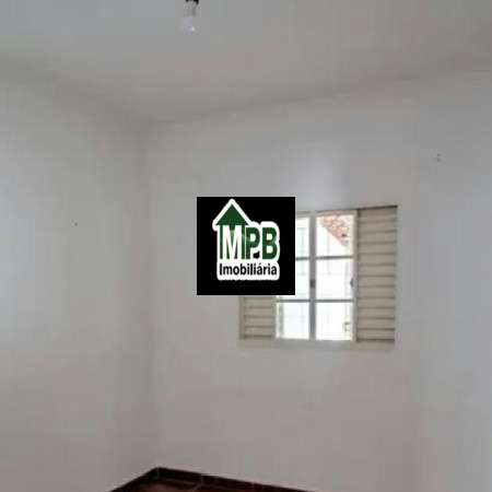 Casa à venda com 2 quartos, sendo 1 suíte, no condomínio Jardim Residencial Villa Amato, Sorocaba - SP