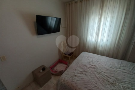 Casa Térrea à venda com 3 quartos em Jardim das Palmas, São Paulo, SP