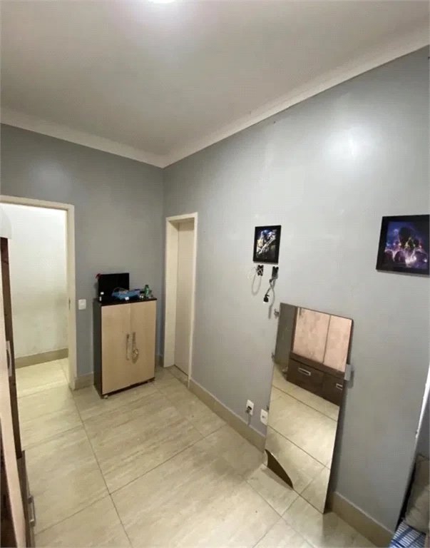 Sobrado à venda com 5 quartos em Santa Maria, Osasco, SP