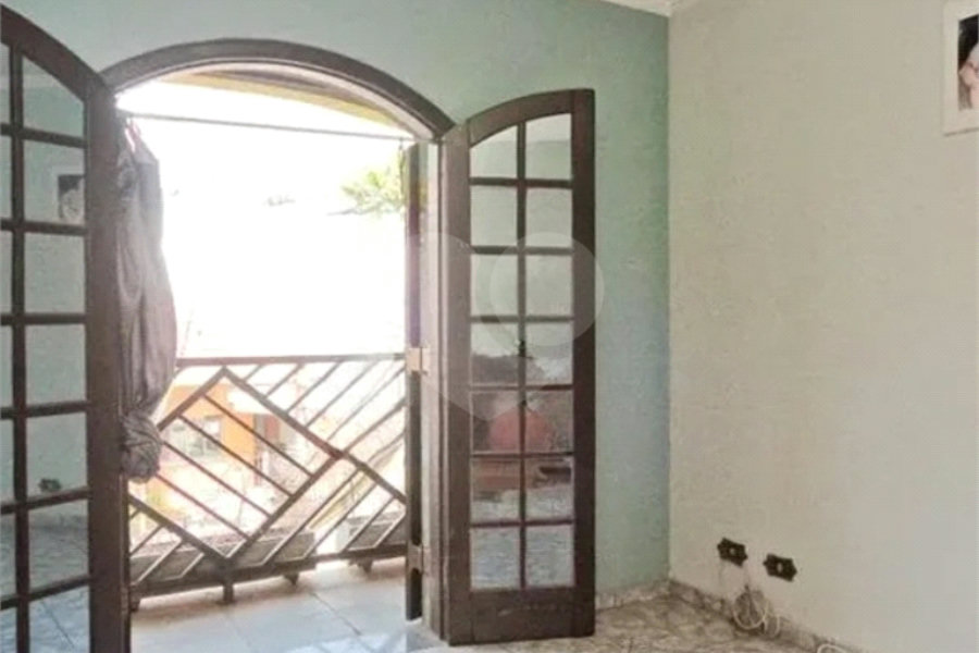 Sobrado à venda com 3 quartos em Vila Bonilha, São Paulo, SP