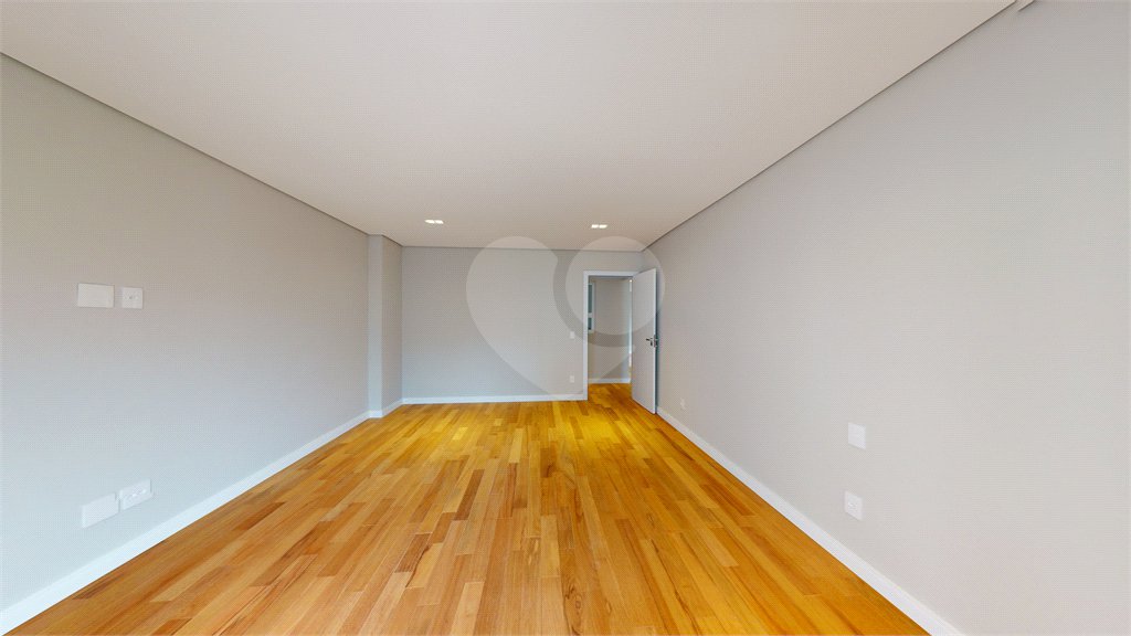 Apartamento à venda com 3 quartos, sendo 1 suíte, em Higienópolis, São Paulo, SP