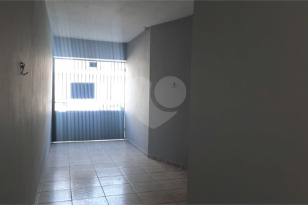 Sobrado à venda com 4 quartos, sendo 1 suíte, em Jardim Hubert, Indaiatuba, SP