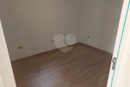 Casa Térrea à venda com 3 quartos, sendo 1 suíte, em Residencial Jardins da Catalunha, Atibaia, SP