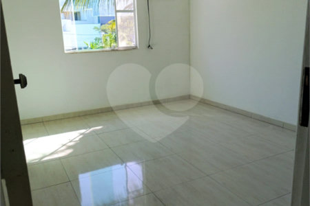Casa à venda com 3 quartos, sendo 1 suíte, no condomínio Vargem Grande Quality Ii, Rio de Janeiro - RJ