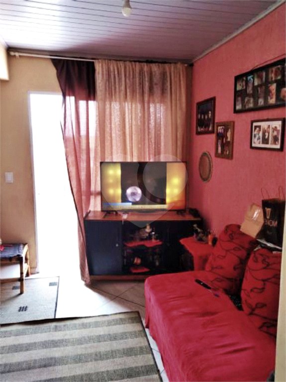 Sobrado à venda com 4 quartos em Parada Inglesa, São Paulo, SP