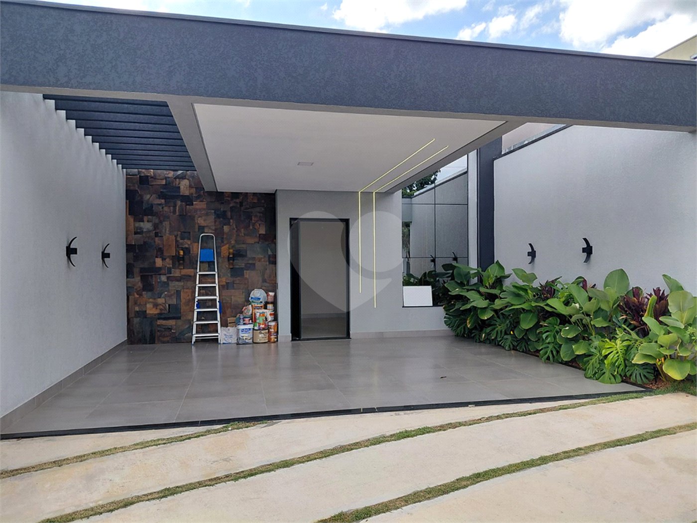 Casa à venda com 3 quartos, sendo 1 suíte, no condomínio Park Real Indaiatuba, Indaiatuba - SP
