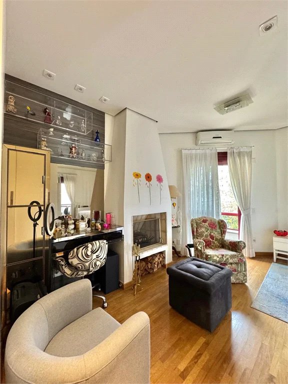 Apartamento à venda com 4 suítes em Vila Suzana, São Paulo, SP