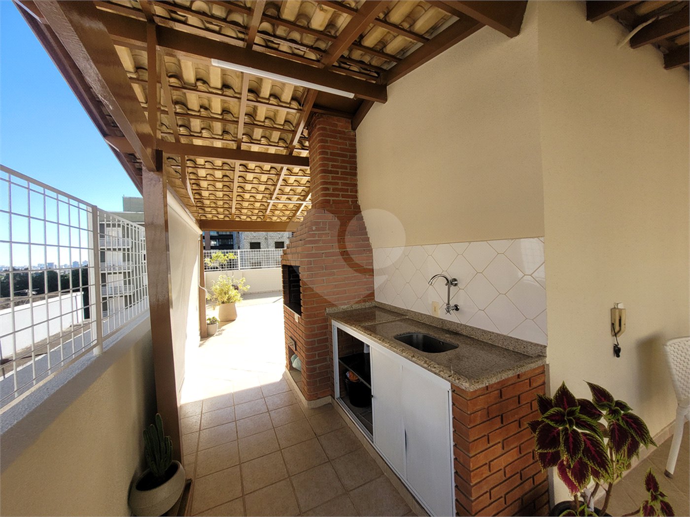 Apartamento à venda com 3 quartos, sendo 1 suíte, em Parque Campolim, Sorocaba, SP