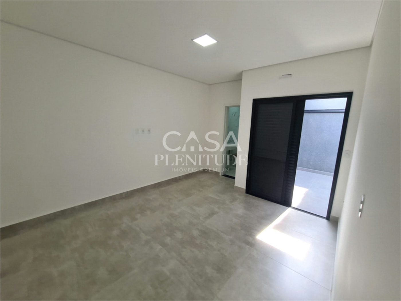 Casa em condomínio à venda com 3 suítes, em Wanel Ville, Sorocaba, SP