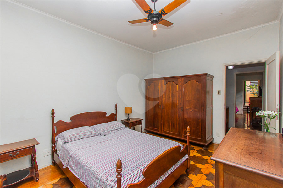 Sobrado à venda com 5 quartos em Vila Mariana, São Paulo, SP