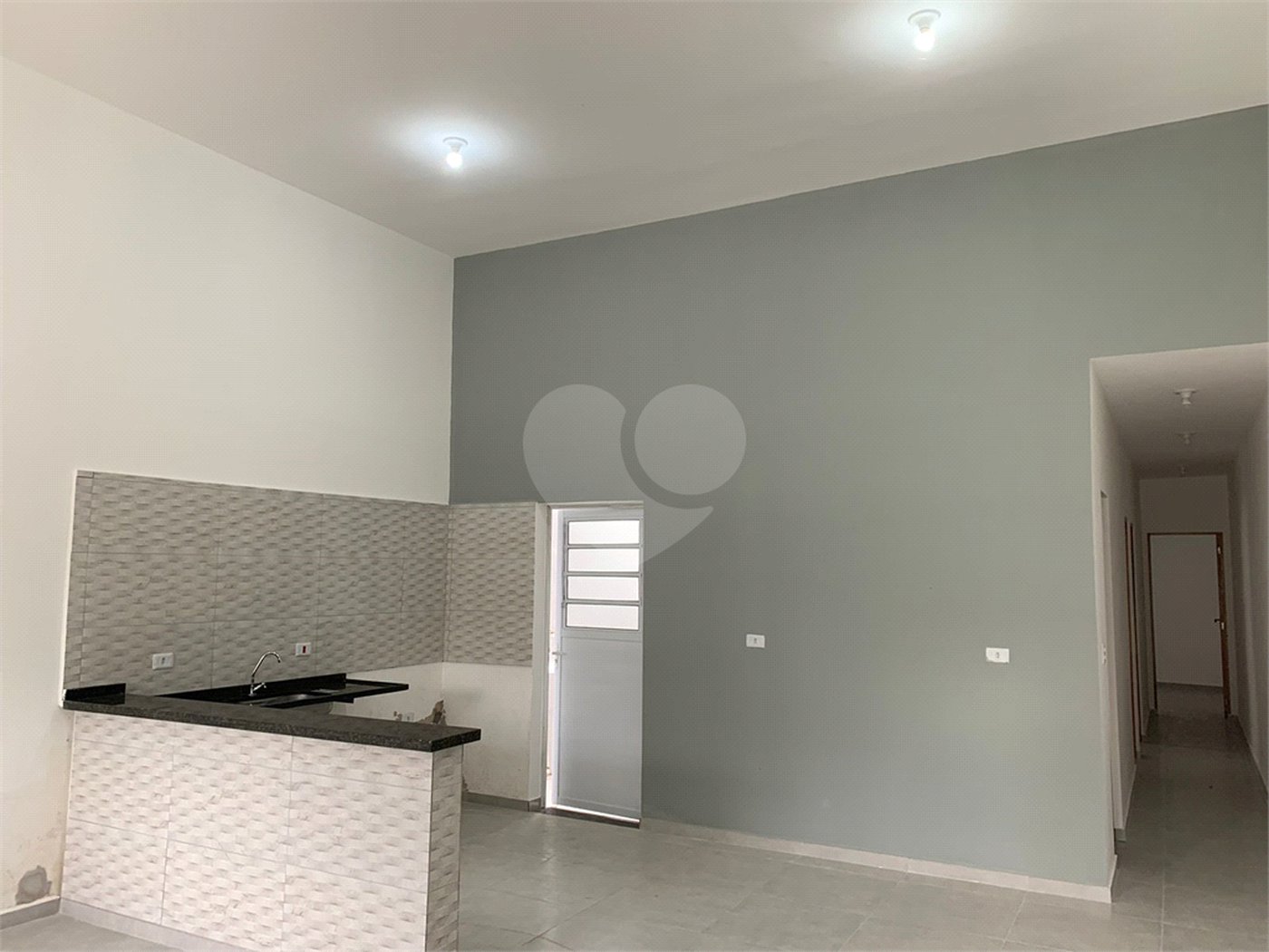Casa Térrea à venda com 3 quartos, sendo 1 suíte, em Vila Nova Bonsucesso, Guarulhos, SP