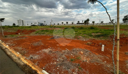 Terreno à venda no condomínio Residencial Quinta das Palmeiras, Itapetininga - SP