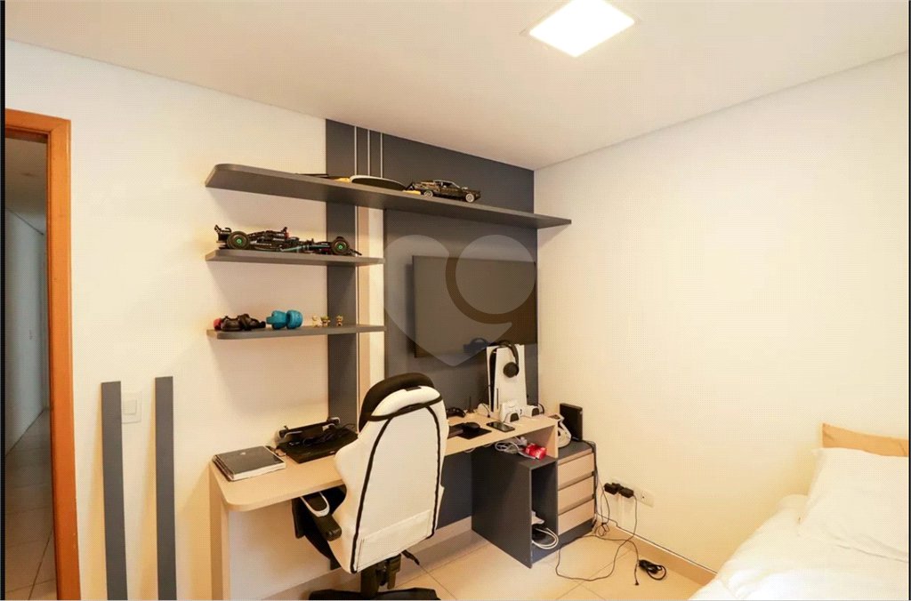 Casa à venda com 3 quartos, sendo 1 suíte, no condomínio Smile View, São Paulo - SP