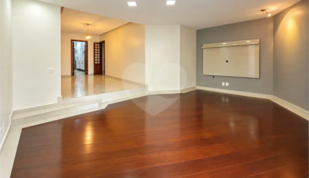 Apartamento à venda ou para alugar com 3 quartos, sendo 1 suíte,  no Centro, São Bernardo do Campo, SP