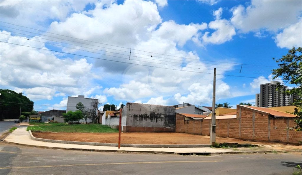 Terreno à venda em Residencial Cambuy, Araraquara, SP
