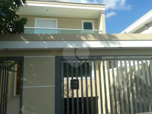 Sobrado à venda com 3 suítes em Vila Constança, São Paulo, SP