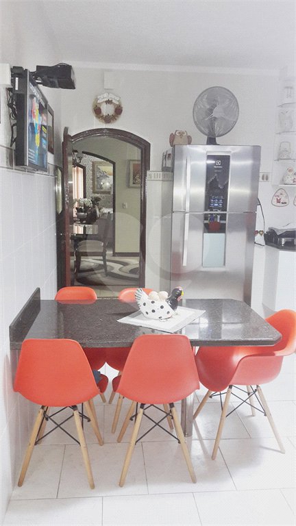 Casa à venda com 3 quartos, sendo 1 suíte,  em Horto Florestal, São Paulo, SP