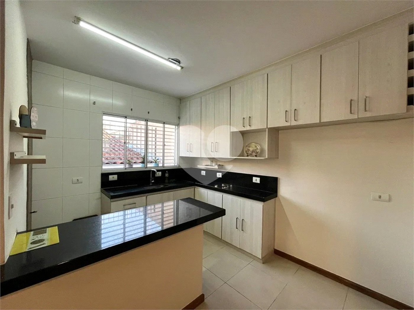Casa à venda com 4 quartos, sendo 1 suíte,  em Jardim Franca, São Paulo, SP