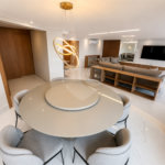 Apartamento à venda com 5 suítes em Parque Enseada, Guarujá, SP
