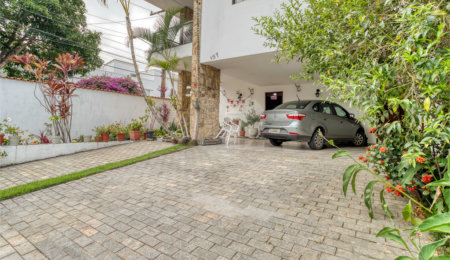 Casa de Vila à venda com 4 quartos, sendo 2 suítes, em Granja Julieta, São Paulo, SP