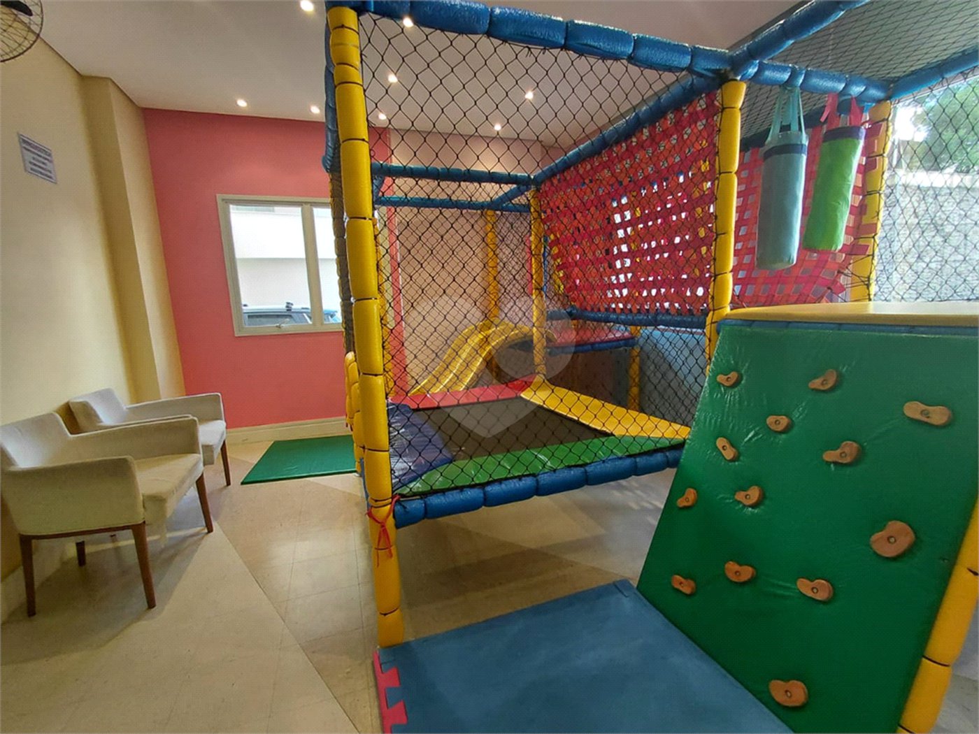 Apartamento para alugar com 2 quartos, sendo 1 suíte, em Vila Pompéia, São Paulo, SP