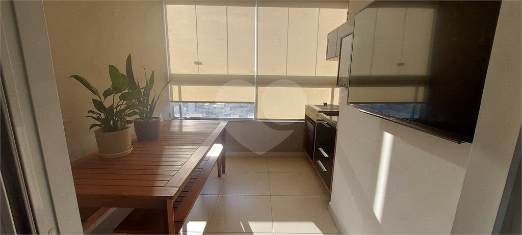 Apartamento à venda com 3 quartos, sendo 1 suíte, em Vila Lucy, Sorocaba, SP