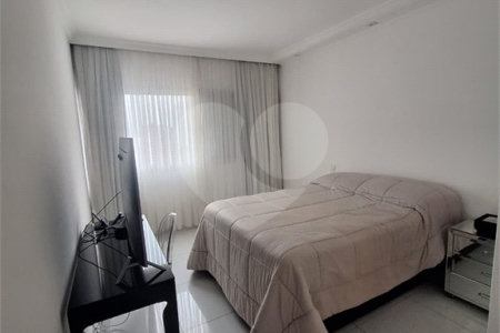 Apartamento à venda com 3 quartos, sendo 2 suítes,  em Água Fria, São Paulo, SP