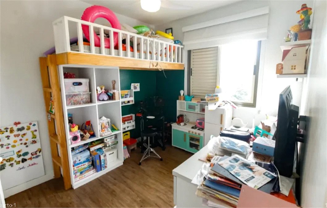 Apartamento à venda com 3 quartos, sendo 1 suíte,  em Vila Andrade, São Paulo, SP