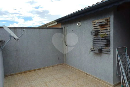 Casa à venda com 3 quartos, sendo 1 suíte, no condomínio Residencial Shekinah, São Paulo - SP