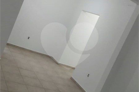 Sobrado à venda com 3 quartos, sendo 1 suíte,  em Bosque, Vinhedo, SP