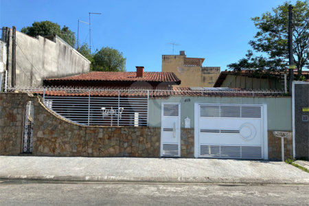 Casa à venda com 3 quartos, sendo 1 suíte,  em Parque Santa Rosa, Suzano, SP