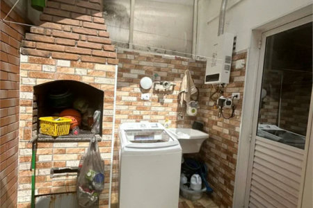 Casa à venda com 3 quartos, sendo 1 suíte, no condomínio Vila das Cores, São Paulo - SP