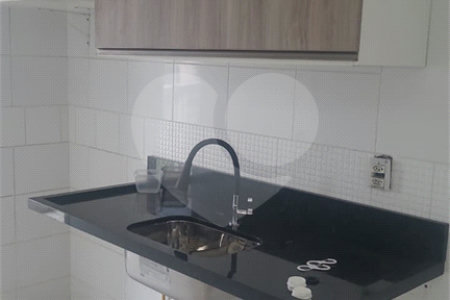 Apartamento para alugar com 3 quartos, sendo 1 suíte, em Lar São Paulo, São Paulo, SP