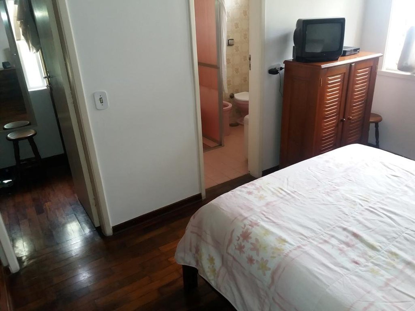 Sobrado à venda com 4 quartos, sendo 1 suíte,  em Brooklin Paulista, São Paulo, SP