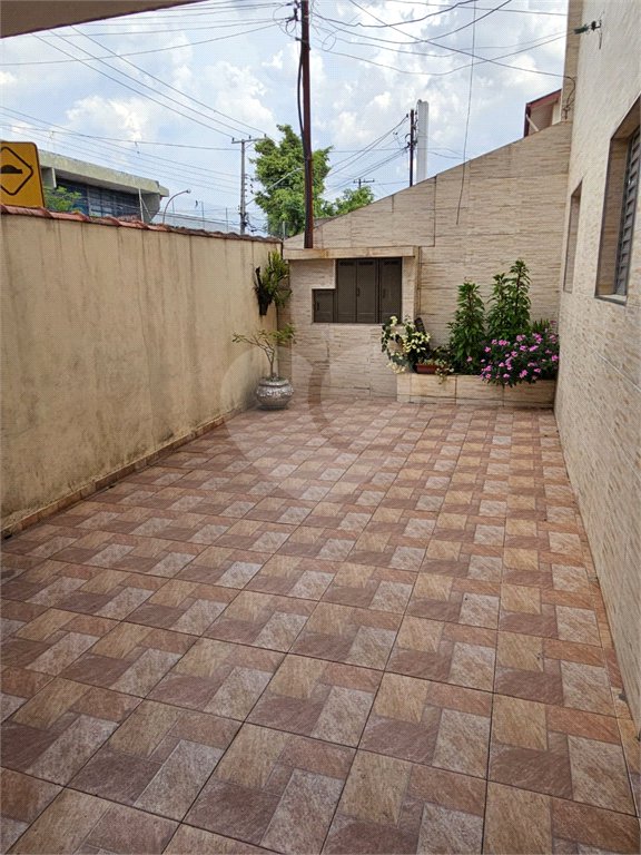 Sobrado à venda com 9 quartos em Vila Sabrina, São Paulo, SP