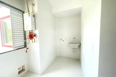 Apartamento à venda com 2 quartos, sendo 1 suíte, em Fluminense, São Pedro da Aldeia, RJ