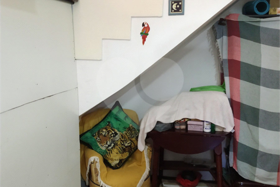 Sobrado à venda com 3 quartos em Jardim Regina, São Paulo, SP