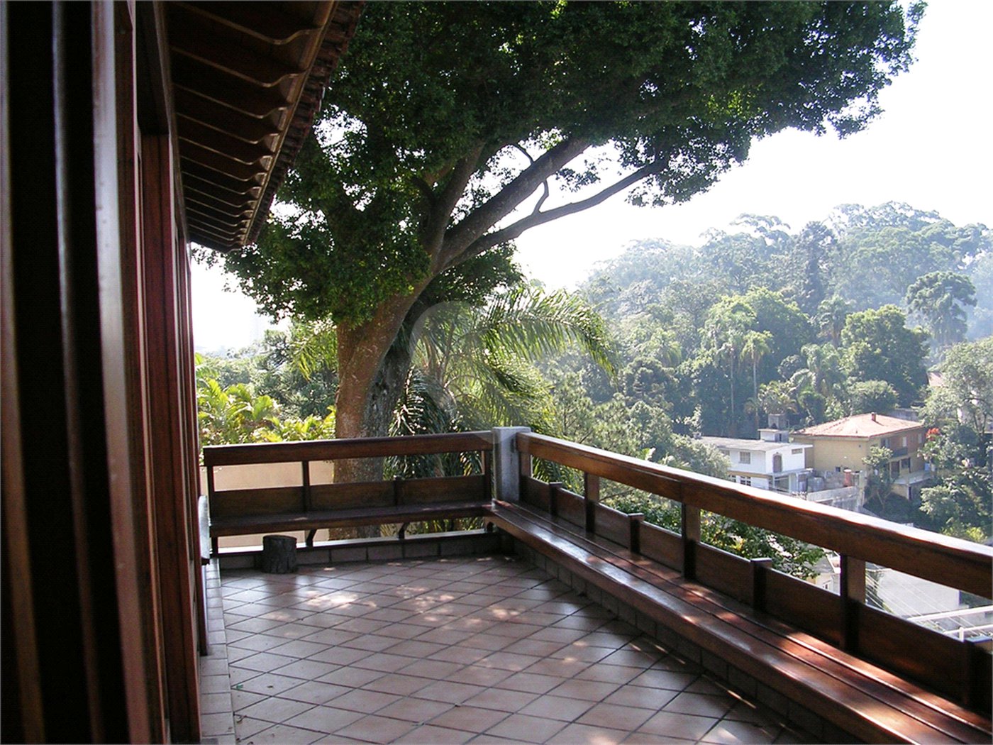 Casa de Vila à venda ou para alugar com 4 suítes em Guarapiranga, São Paulo, SP