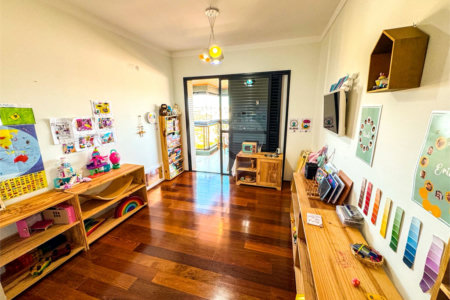 Apartamento à Venda no Centro de São Carlos - com 3 Suítes.