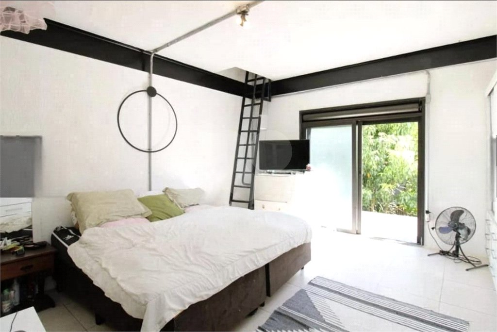 Casa no TREMEMBÉ Casa Estilo Rústico Industrial - JD GUAPIRA - CONDOMÍNIO FECHADO
